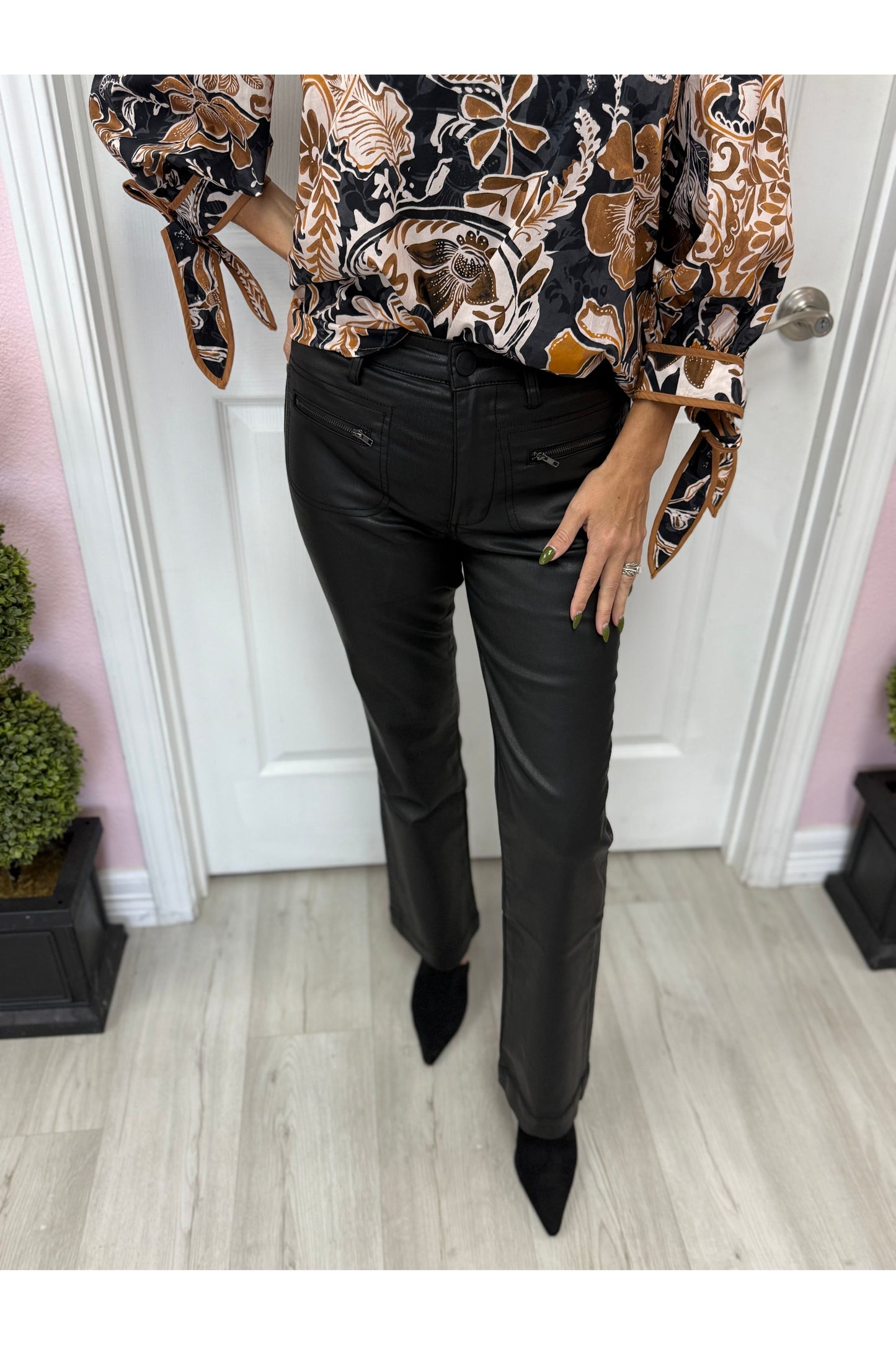 KFK Black Kelsey Flare Welt W/Zip Pocket