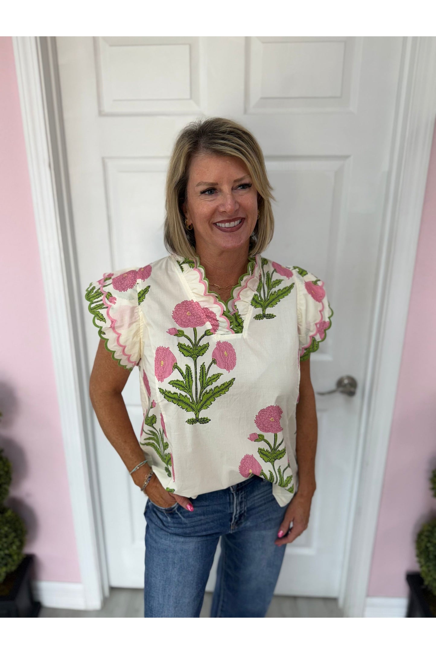 Scallop Trim Floral Blouse