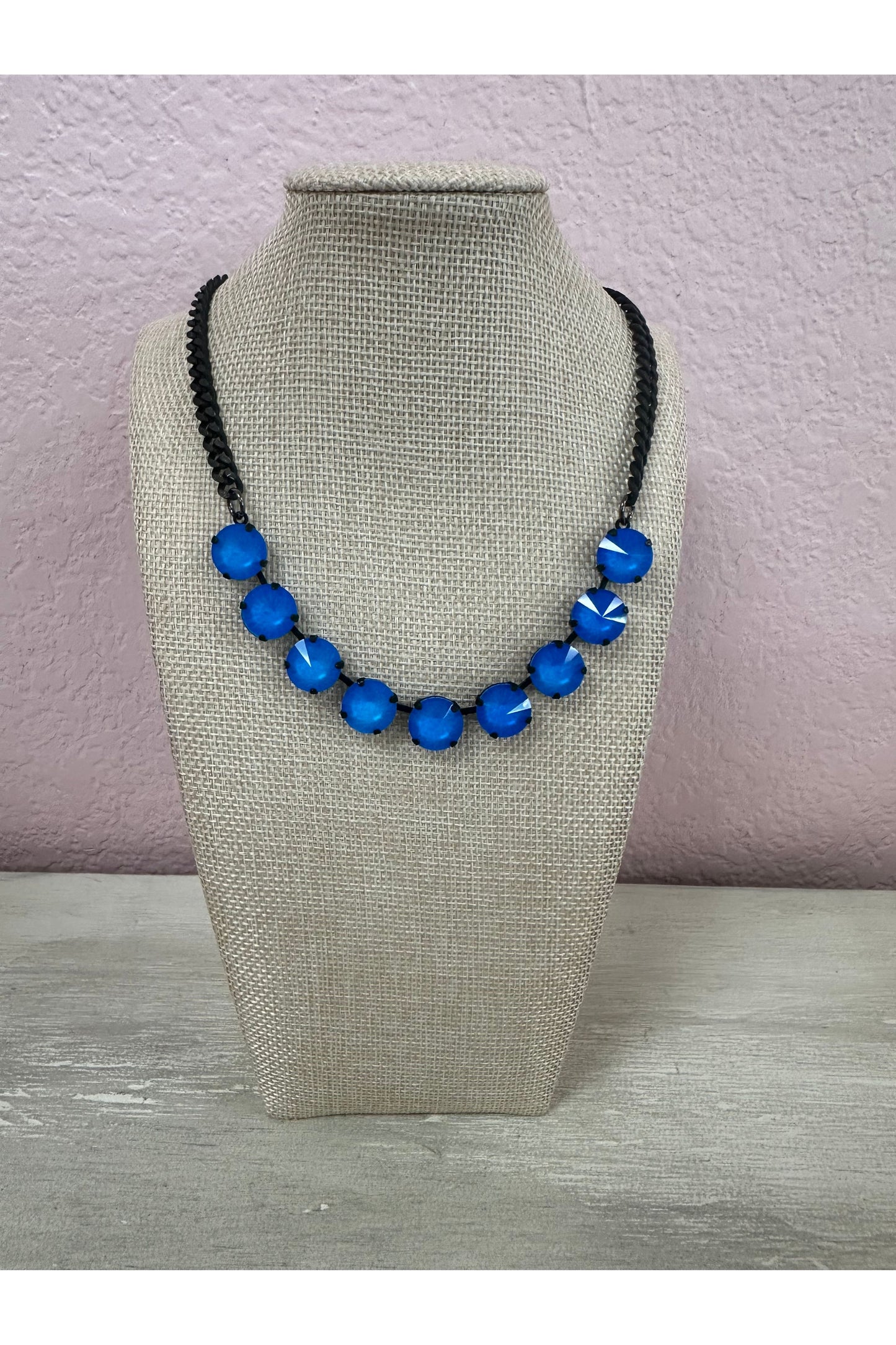Mini Sofia Necklace in Electric Blue Smutt