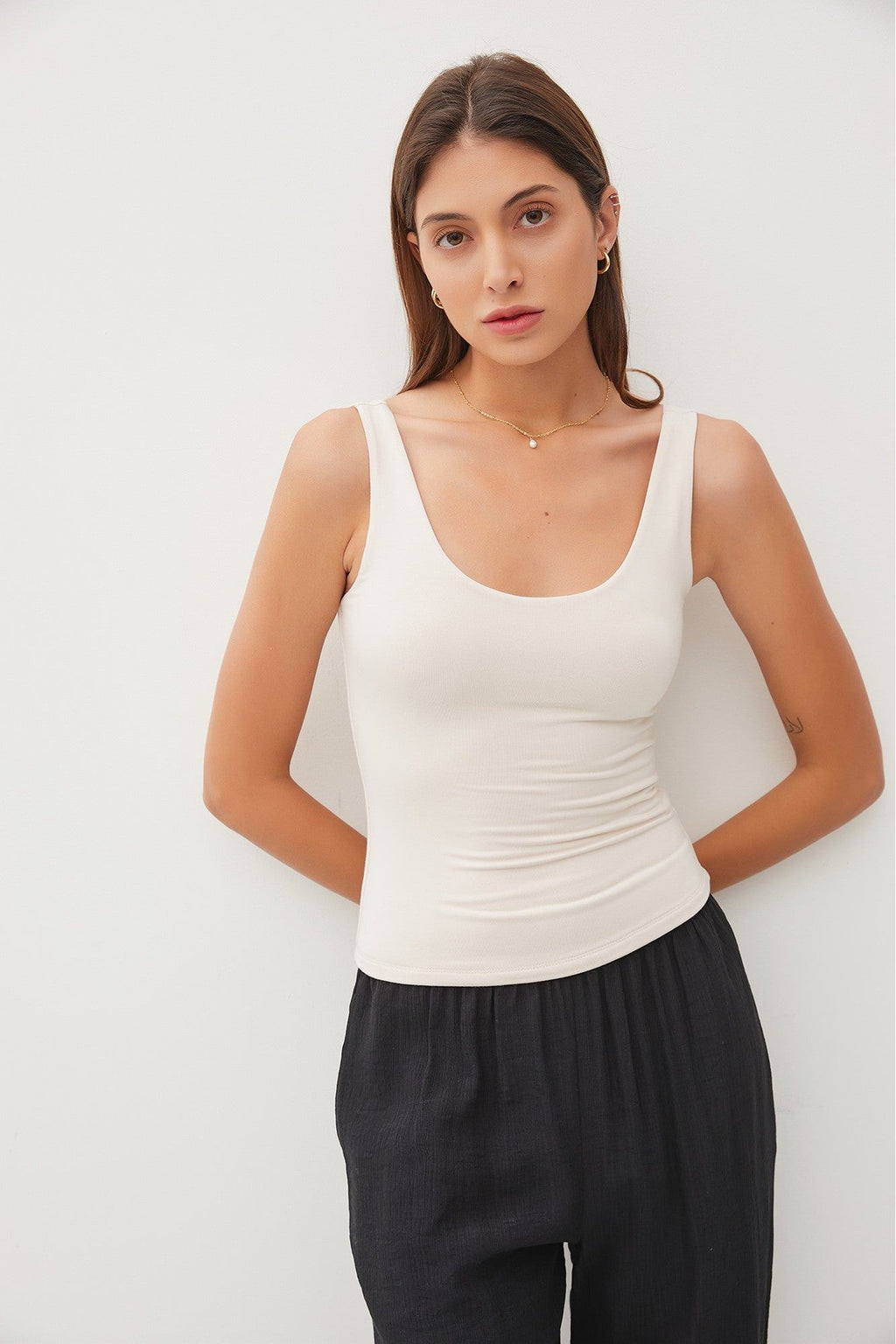 Basic Scoop Neck Tank