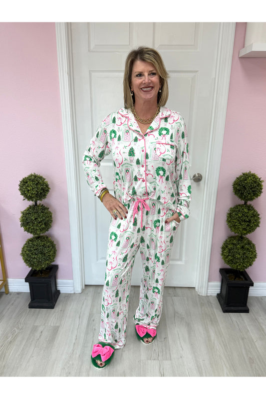 Charlotte Trim The Tree PJS