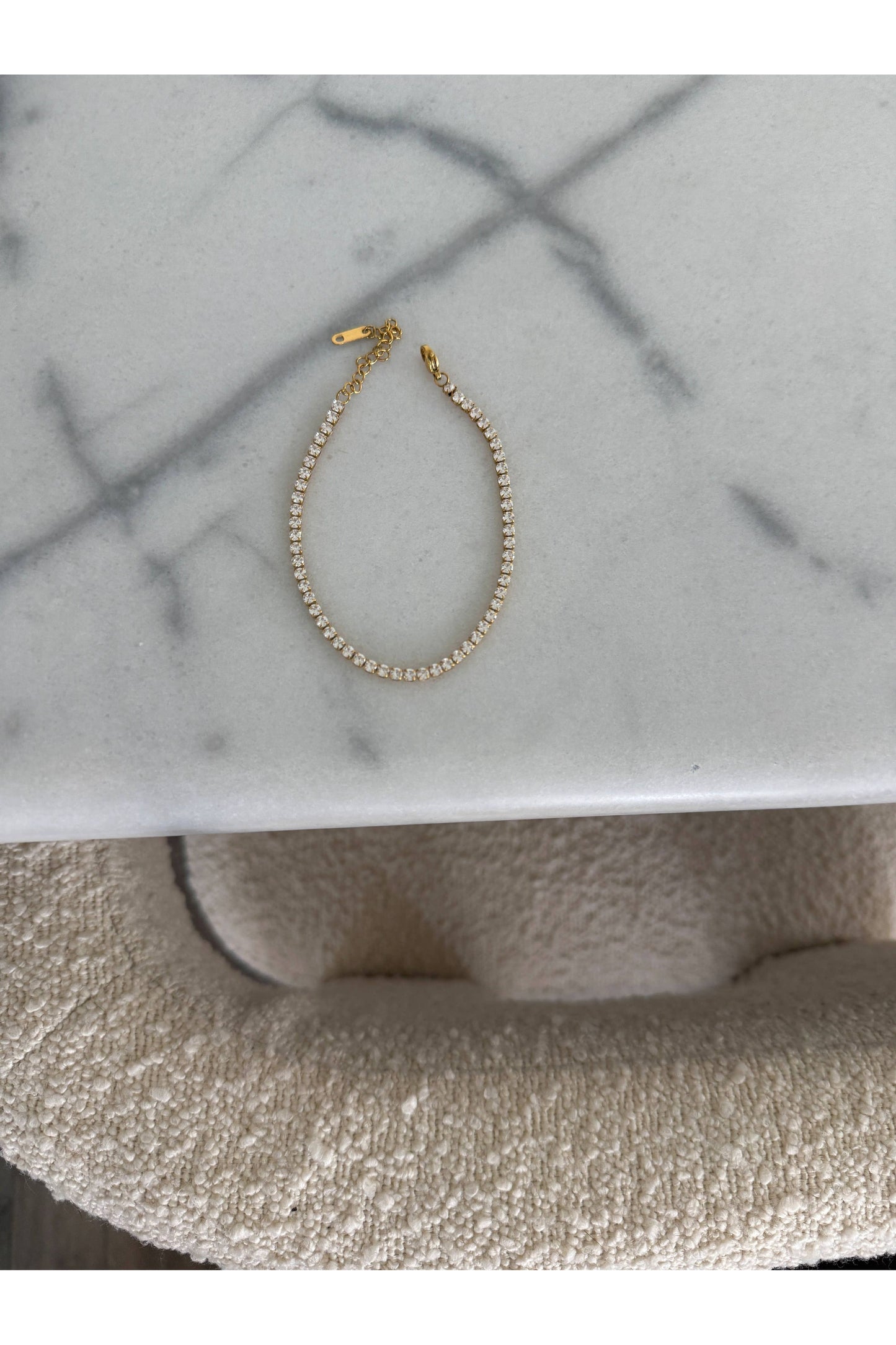 Chansutt Rhinestone Anklet