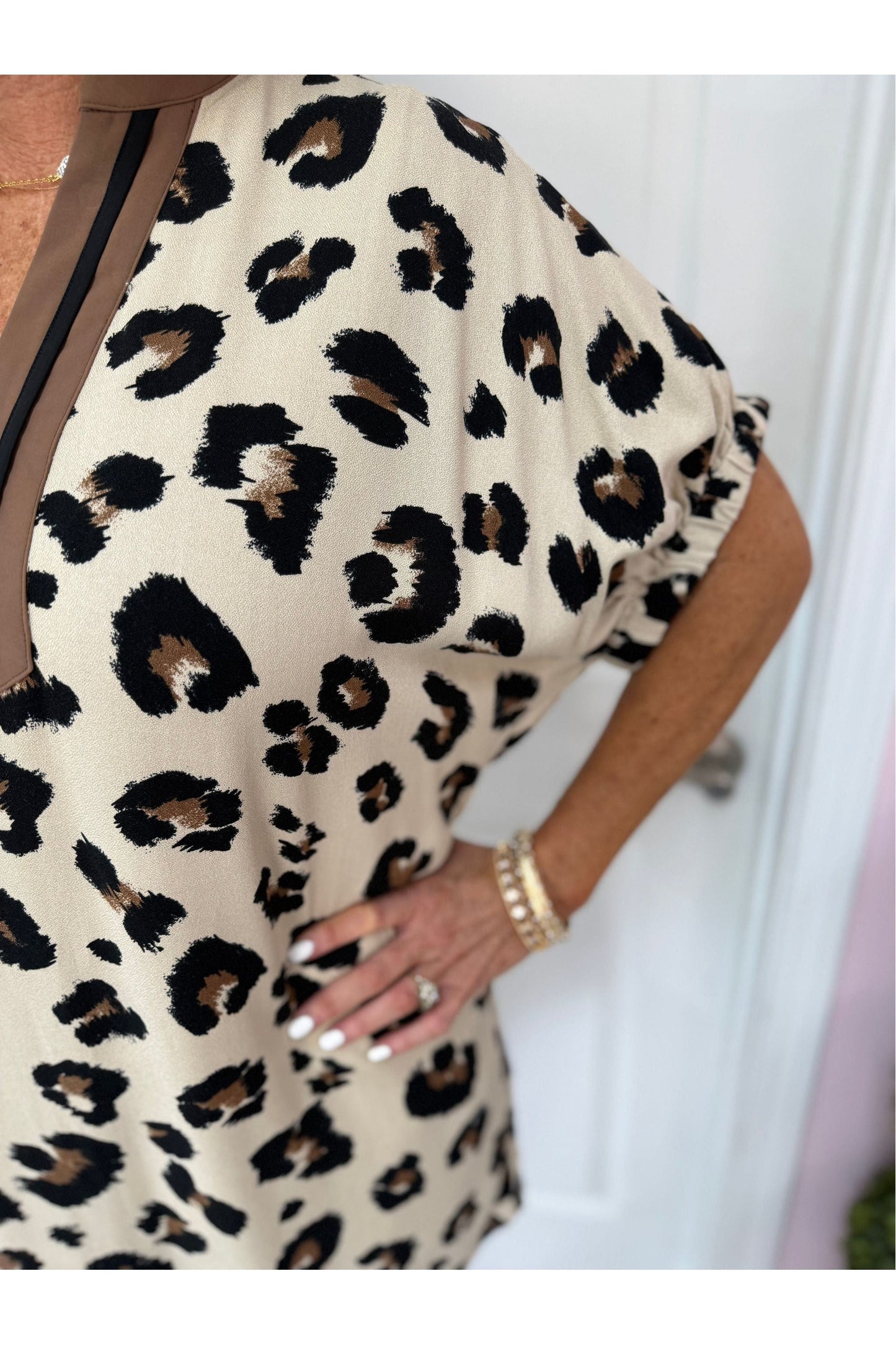 Oversized Leopard Mini