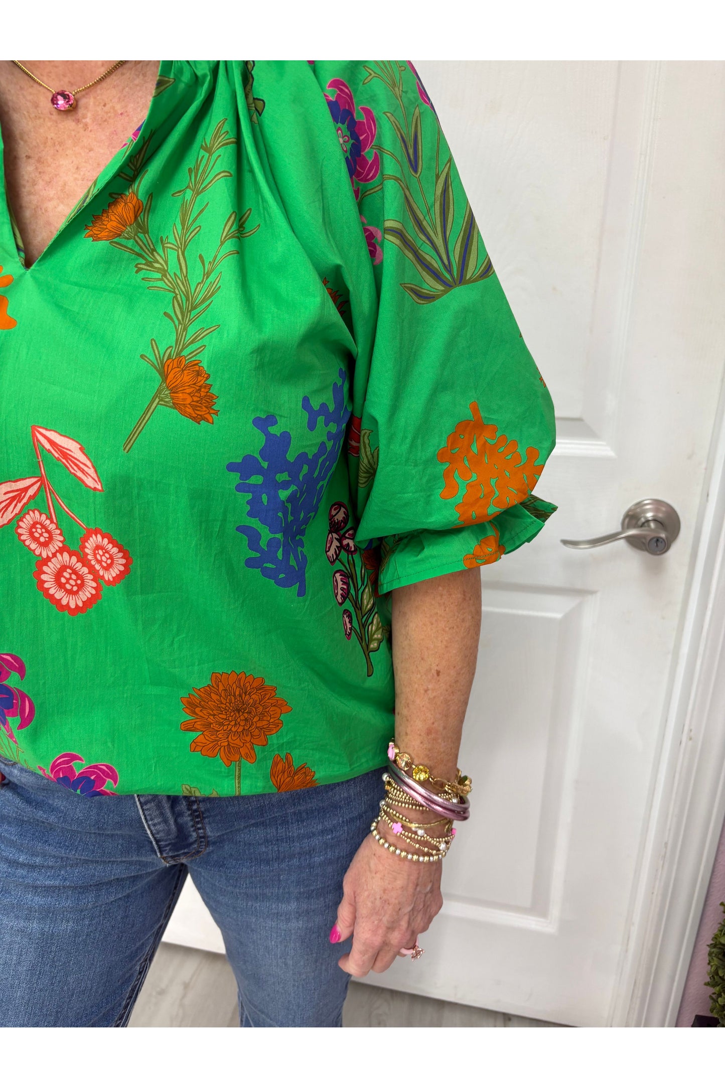 Gorgeous Floral Scallop Edge Blouse