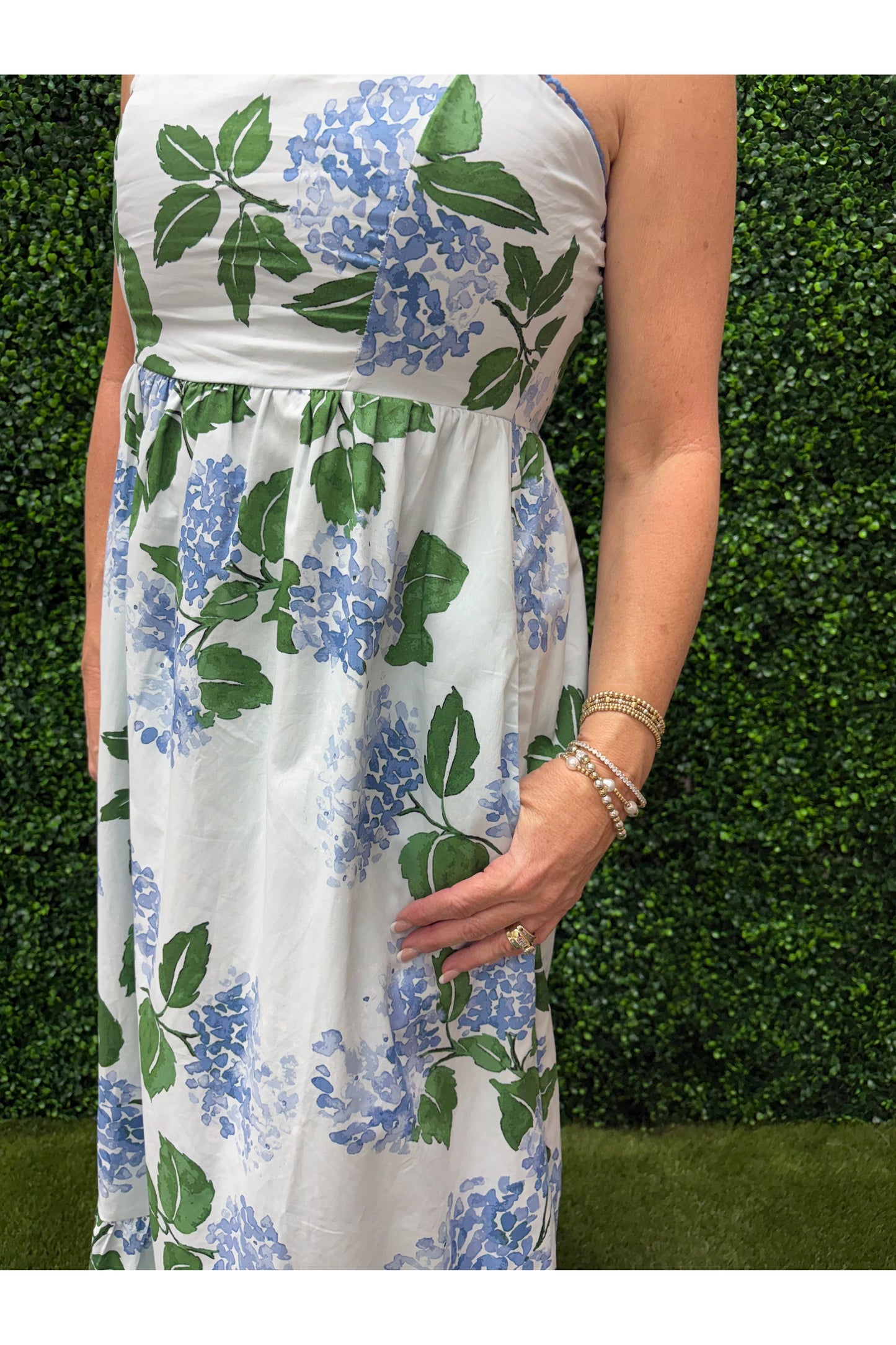 Mirla Floral Krisy Sleeveless Maxi Dress