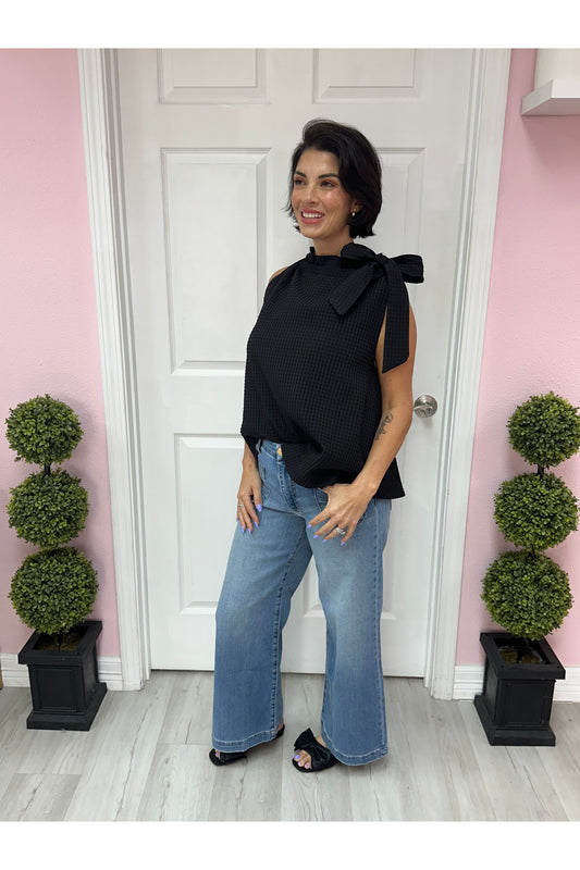 Ruffle Neck Tie Sleeveless Top