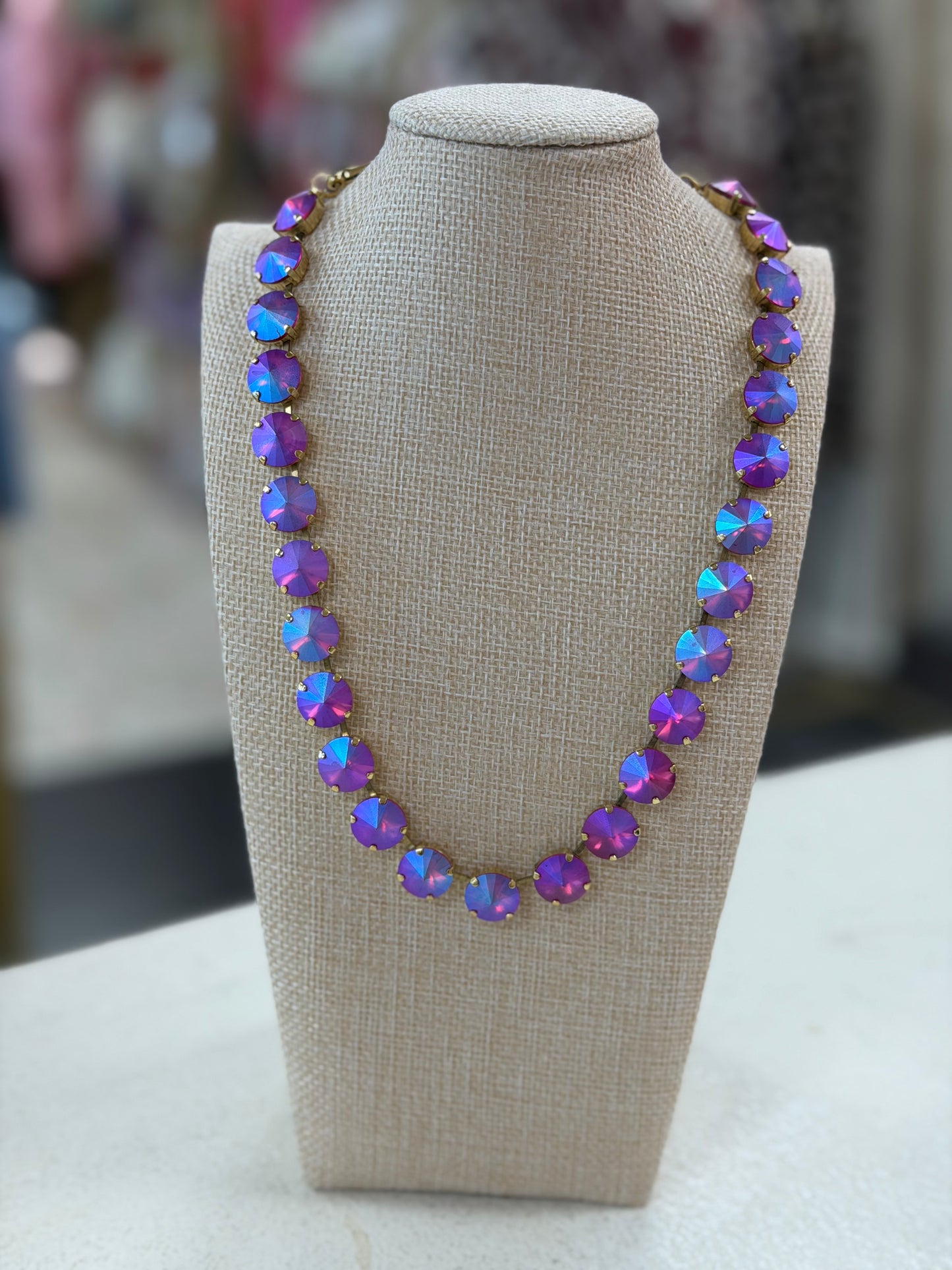 P2 Tova Sofia Necklace Fuchsia Frost