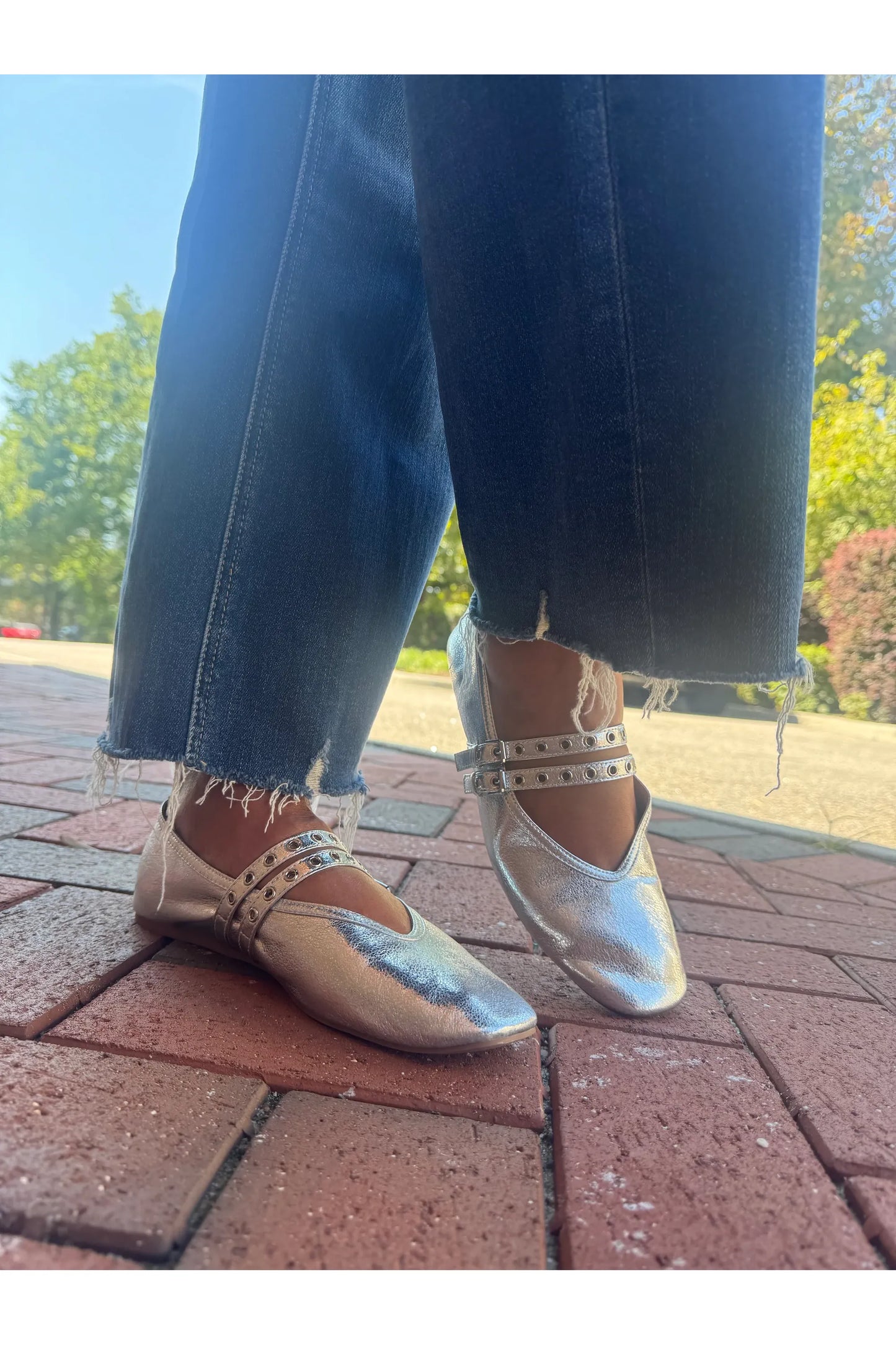 All Eyes On Me Flat Silver