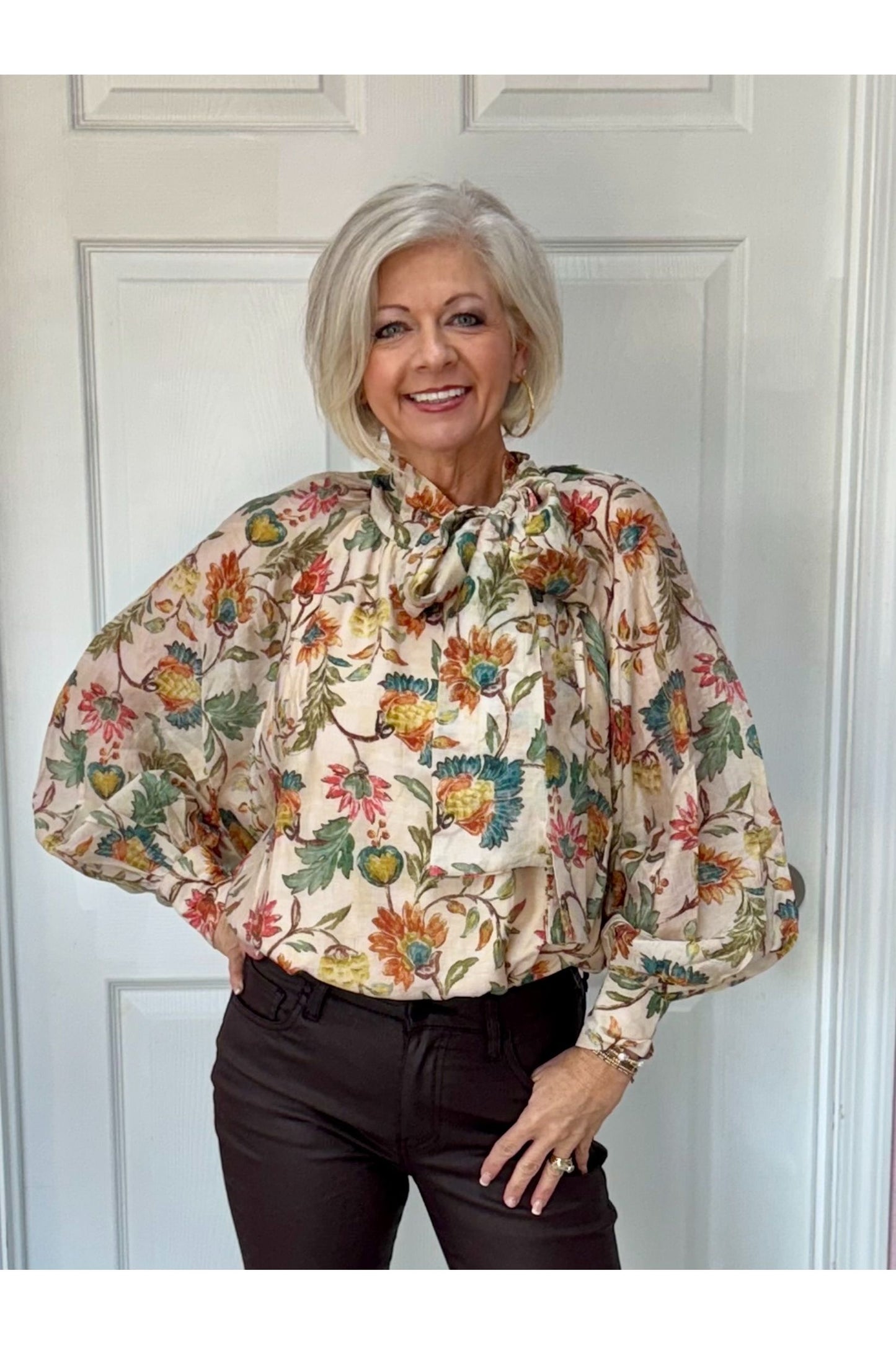 Floral Pullover Blouse W/Bow