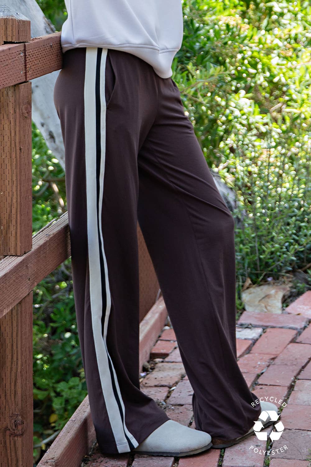 Butter Soft Side Contrast Straight Pant