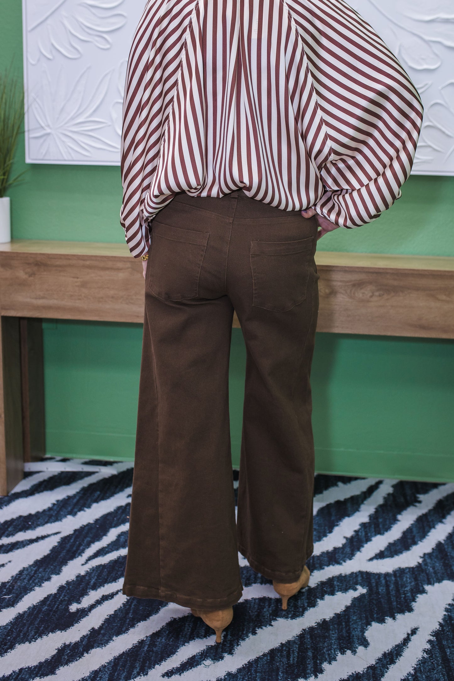 Stripe Wide Puff Sleeve Buttondown Shirt
