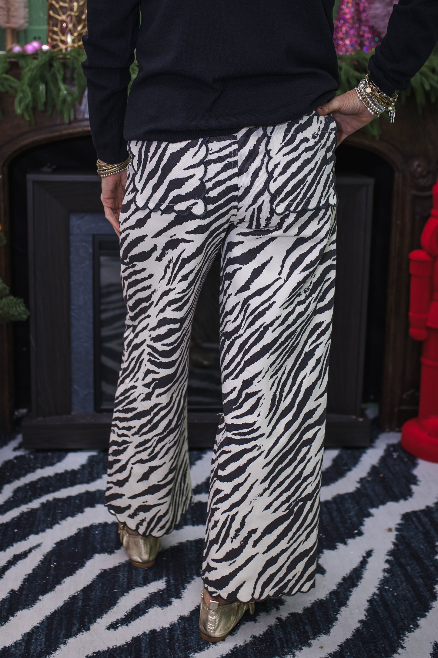 Scalloping Across the Plains Pants