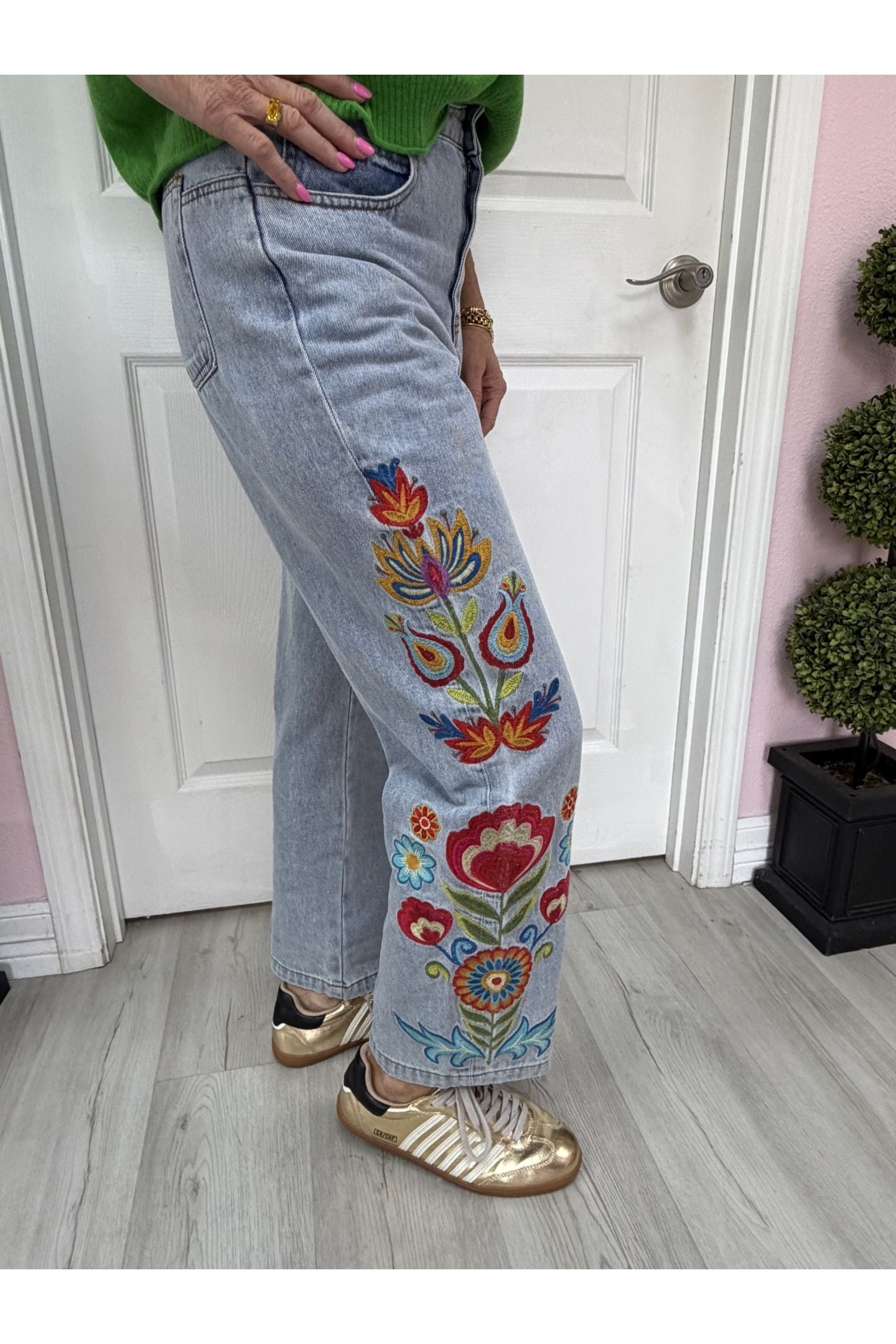 Blooming Time Jeans