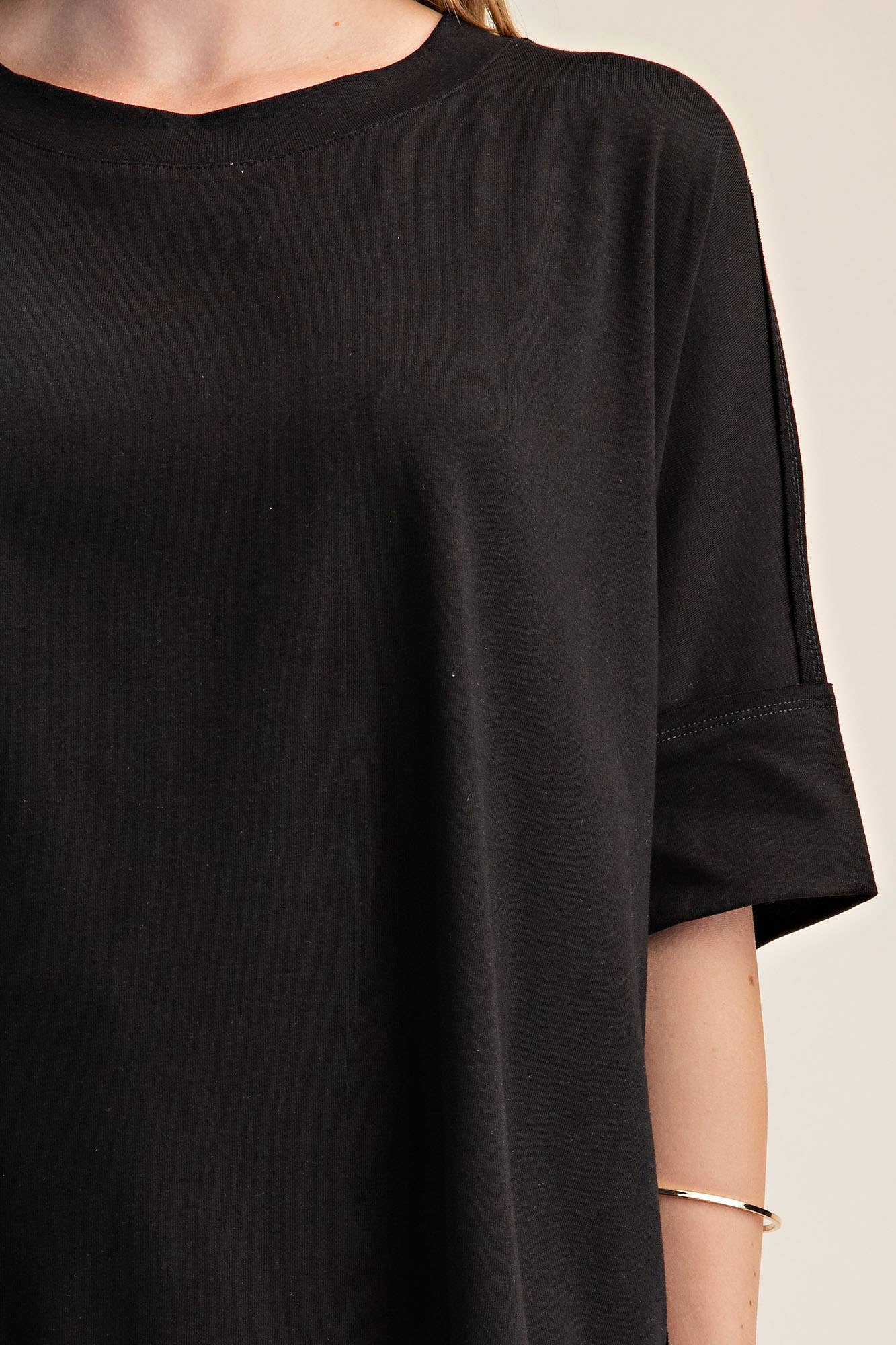 Cammie Oversized Pullover Round Neck Band Short Sleeve