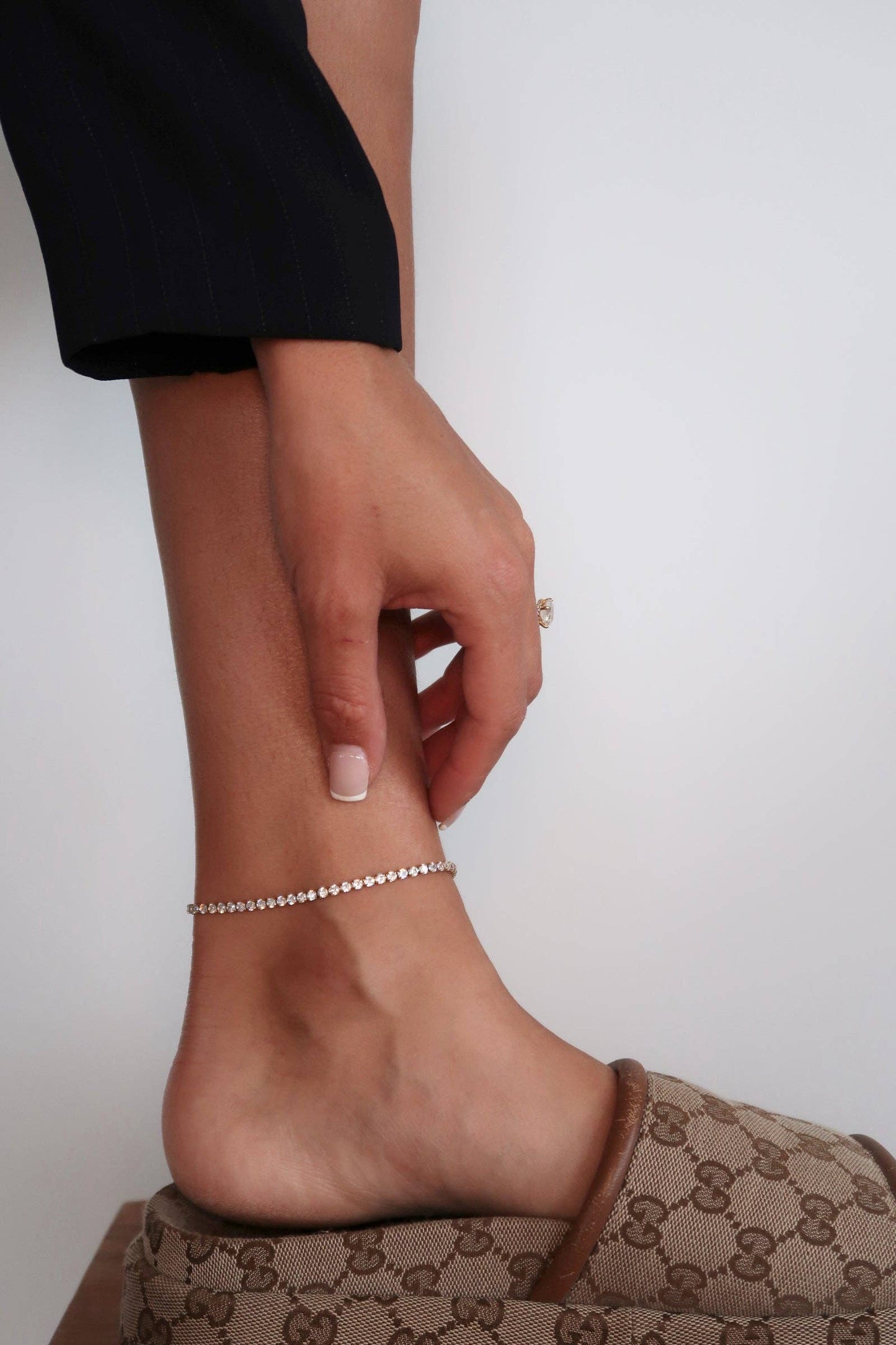 Chansutt Rhinestone Anklet